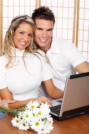 couple-by-computer